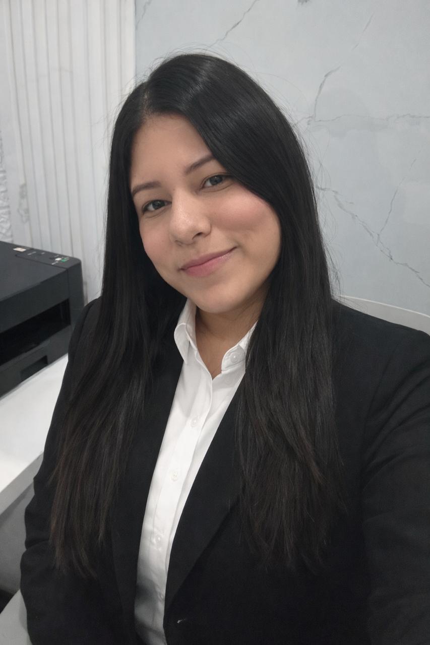 Jenny Maradiaga - Abogada